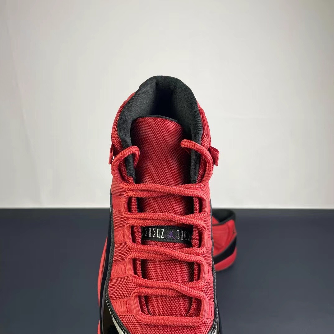 NIKE Air Jordan 11（）