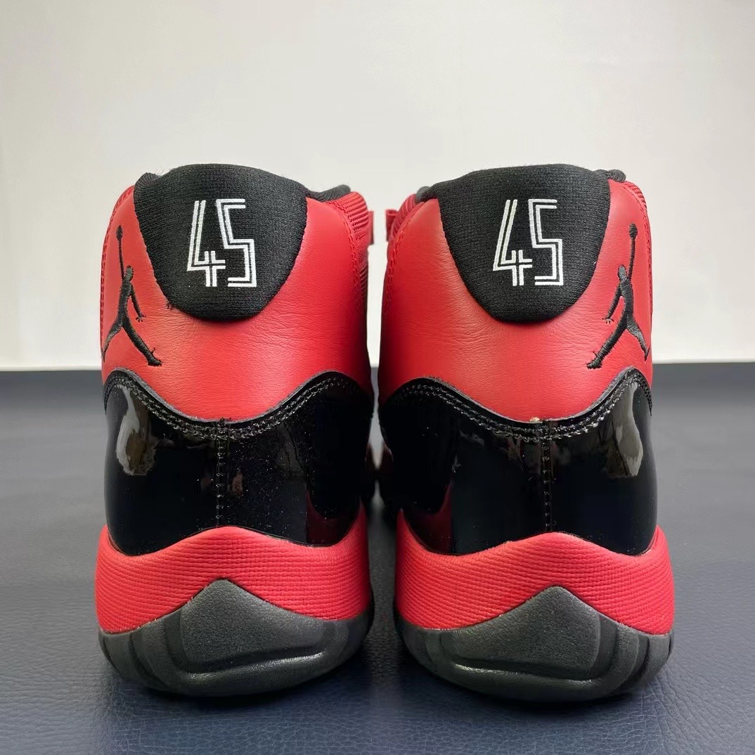 NIKE Air Jordan 11（）