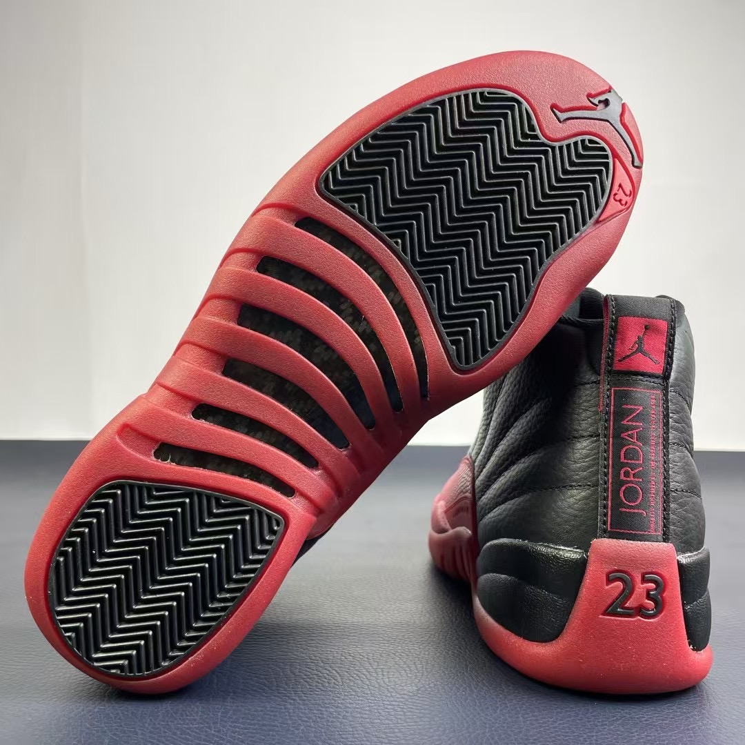 Air Jordan 12