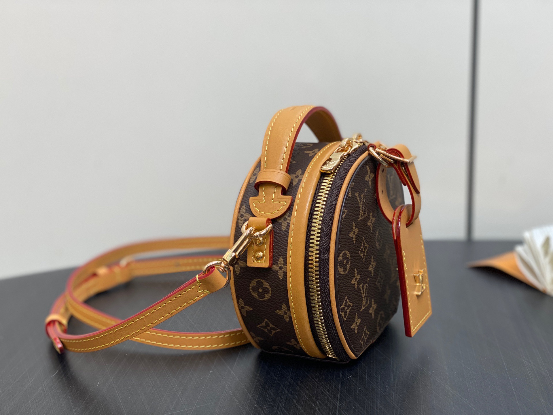 L*ouis V*uitton Top Bag