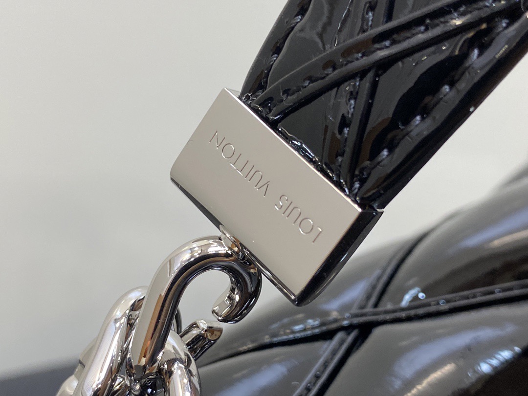 L*ouis V*uitton Top Bag