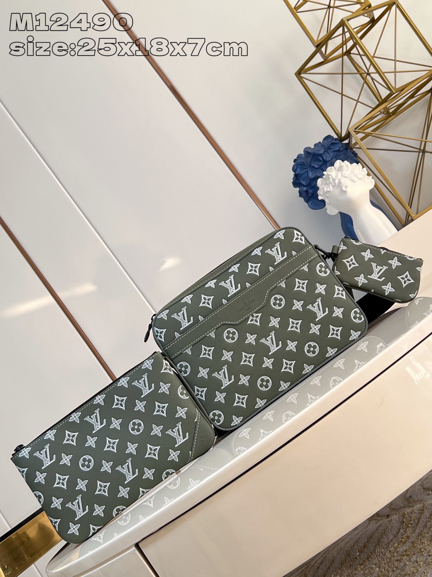 L*ouis V*uitton Top Bag