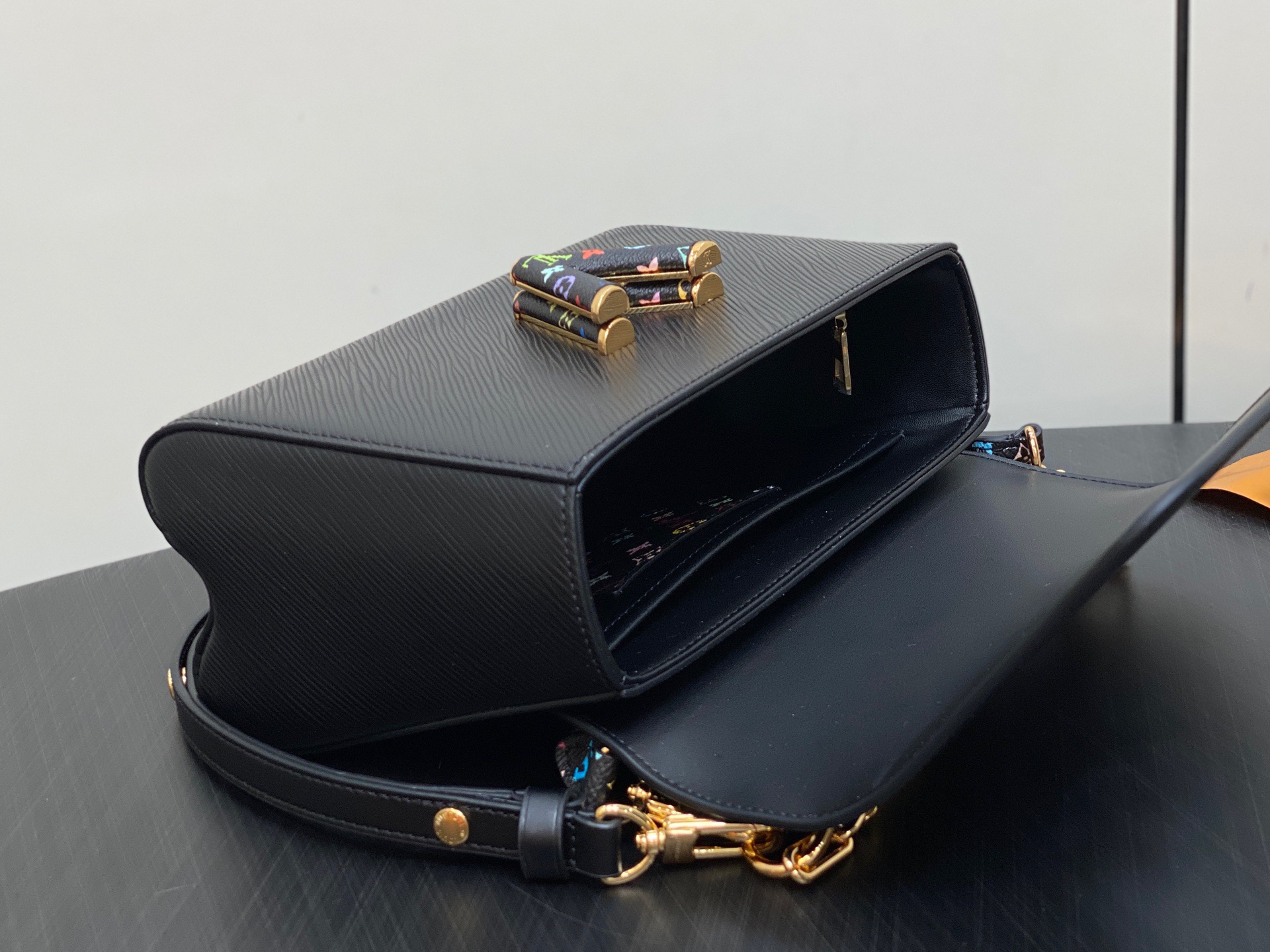 L*ouis V*uitton Top Bag