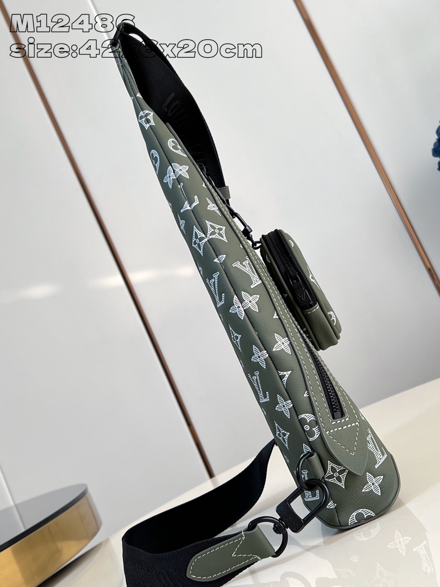 L*ouis V*uitton Top Bag