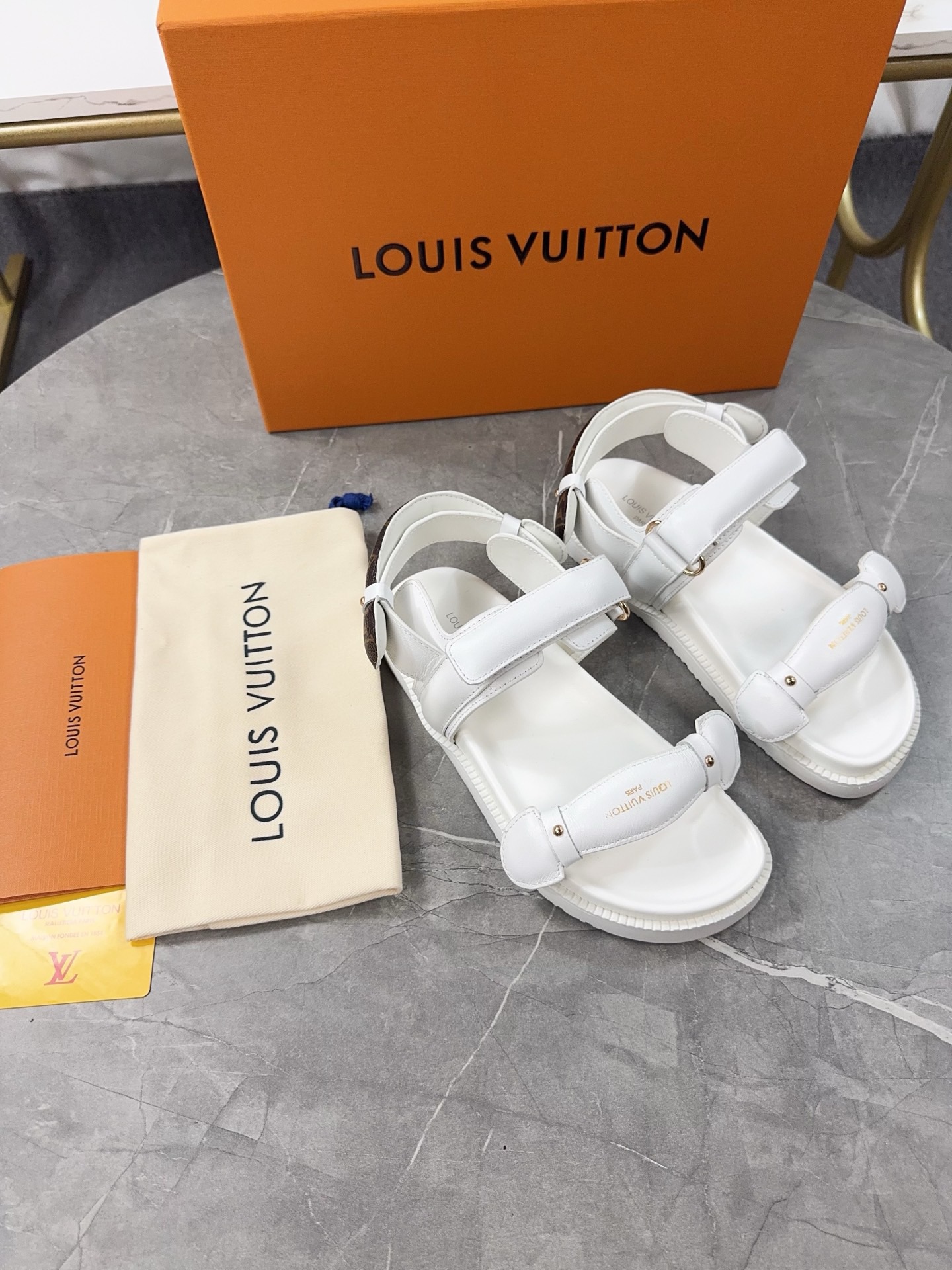 Women L*ouis V*uitton Top Sandals