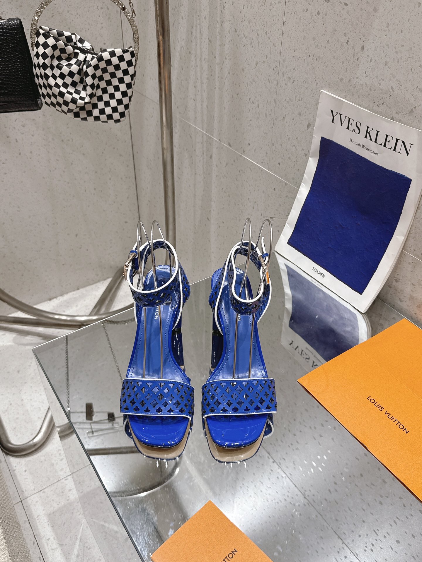 Women L*ouis V*uitton Top Sandals