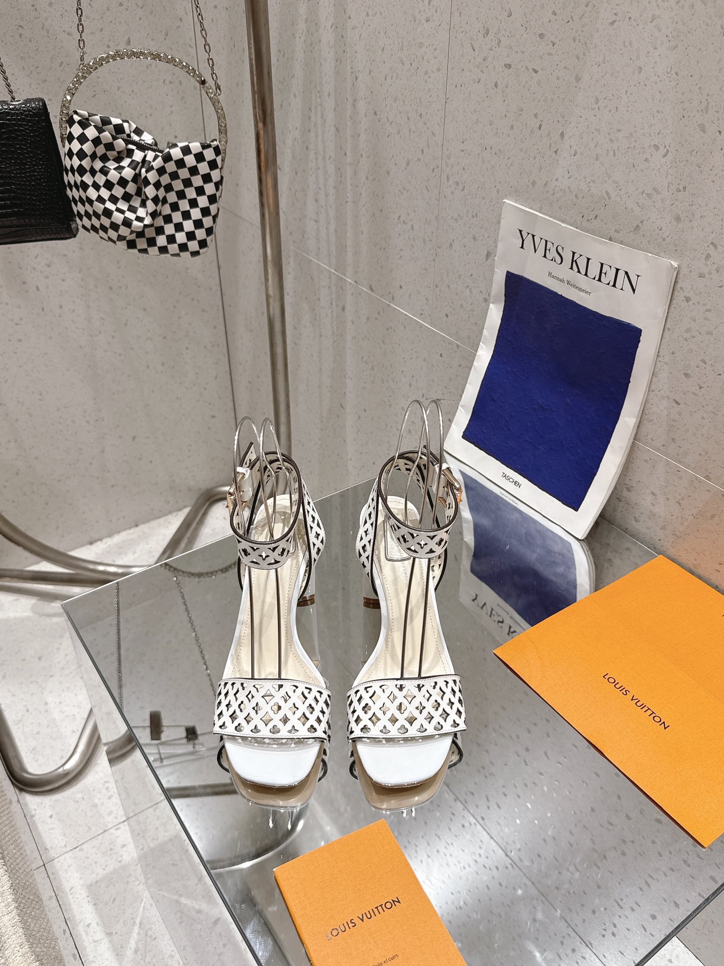 Women L*ouis V*uitton Top Sandals