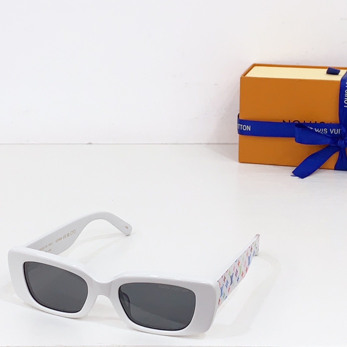 Top Quality L*ouis V*uitton Glasses