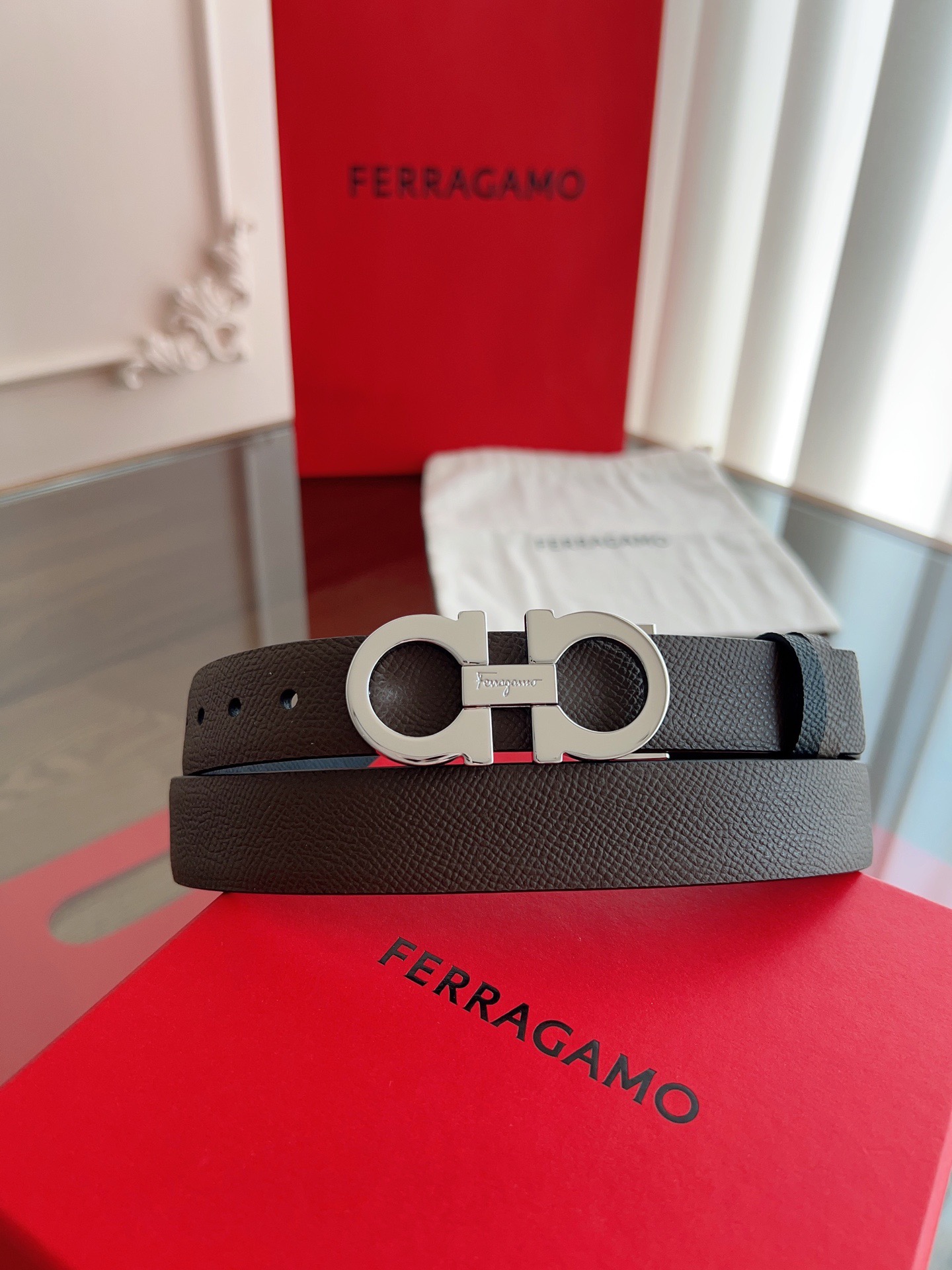 F*erragamo Top Version