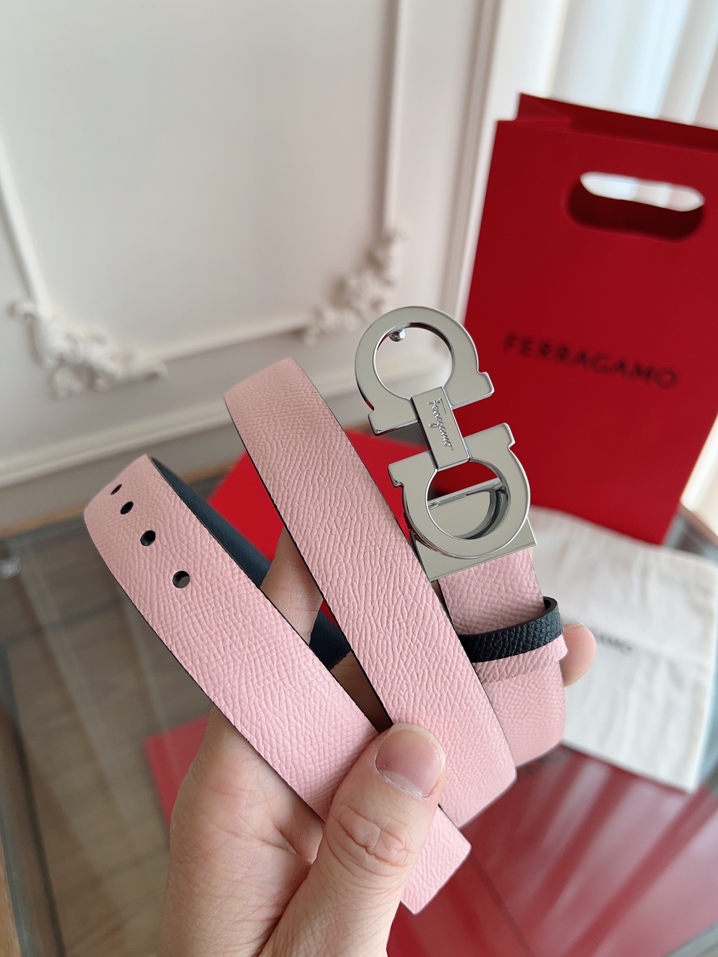 F*erragamo Top Version