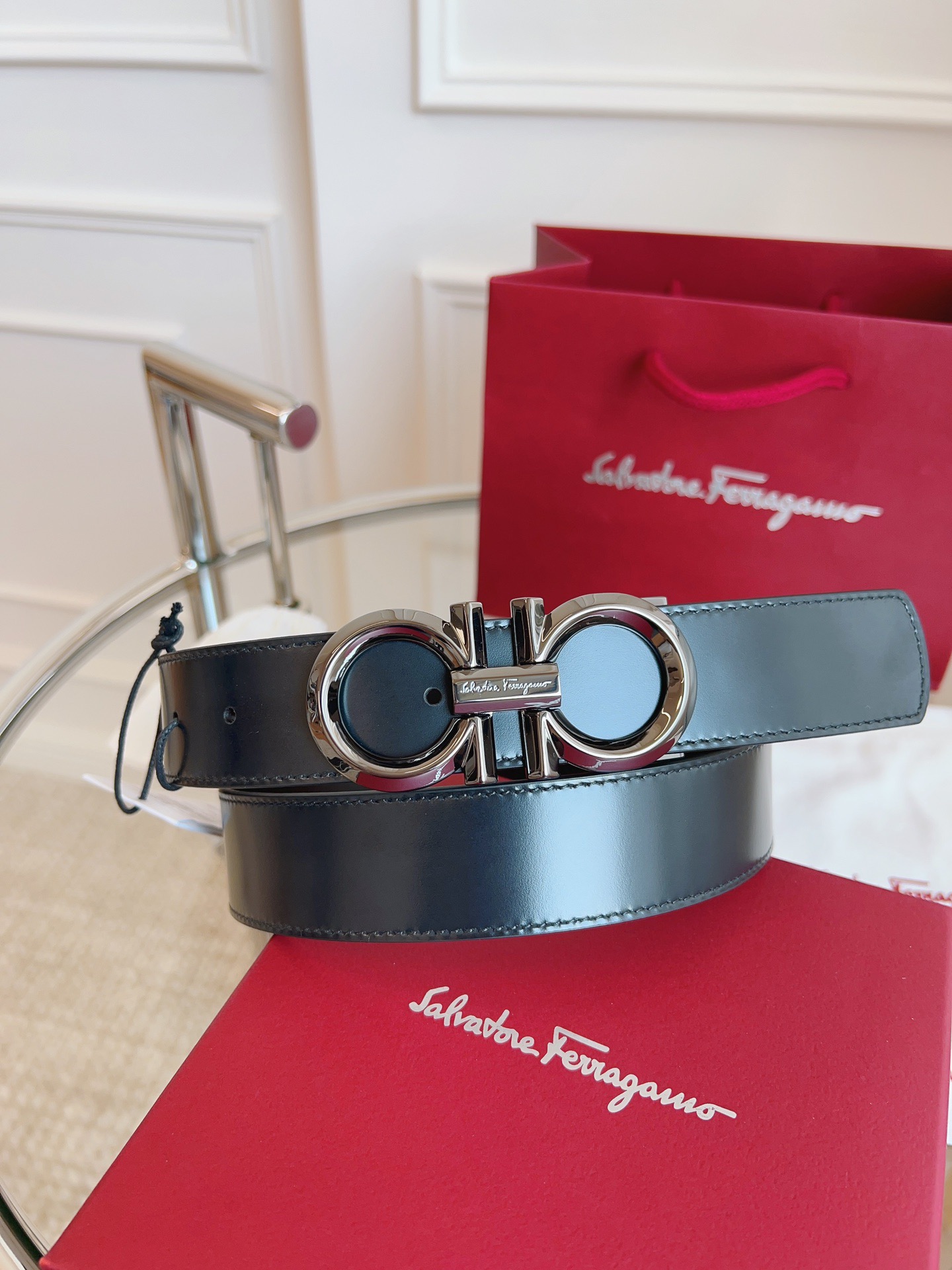 F*erragamo Top Version