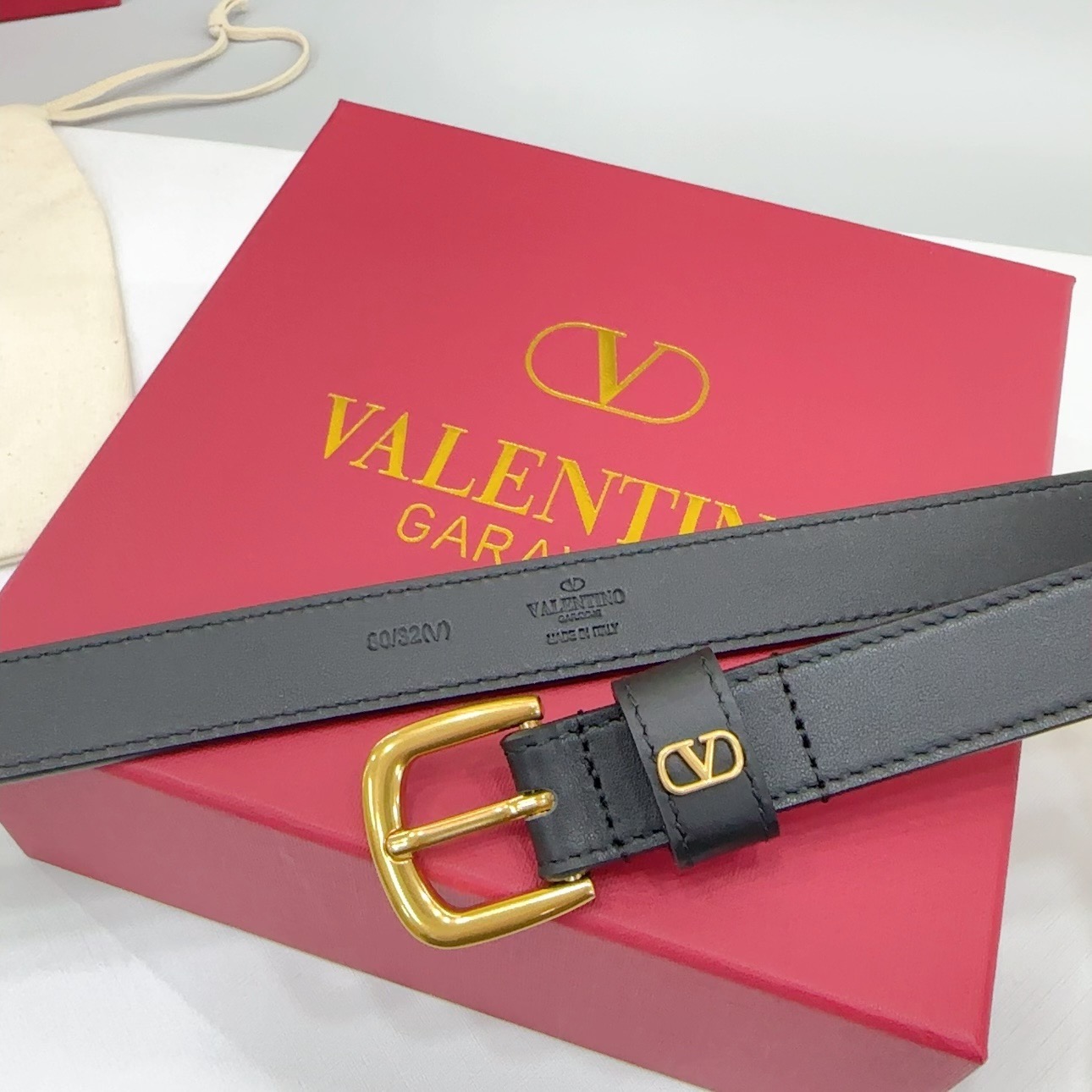 V*alentino Belts Top Quality