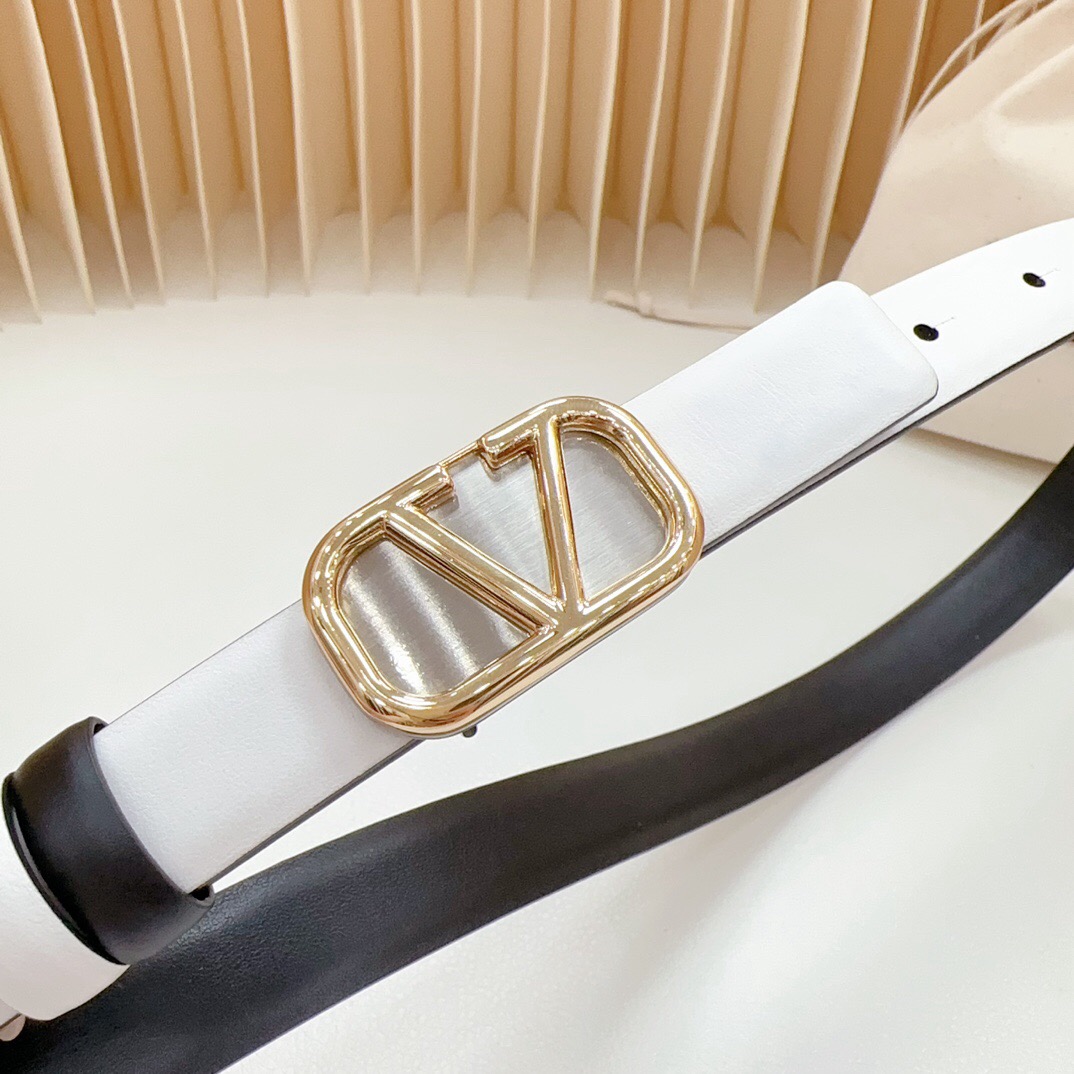 V*alentino Belts Top Quality