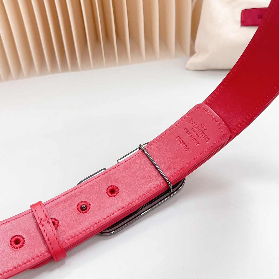 V*alentino Belts Top Quality