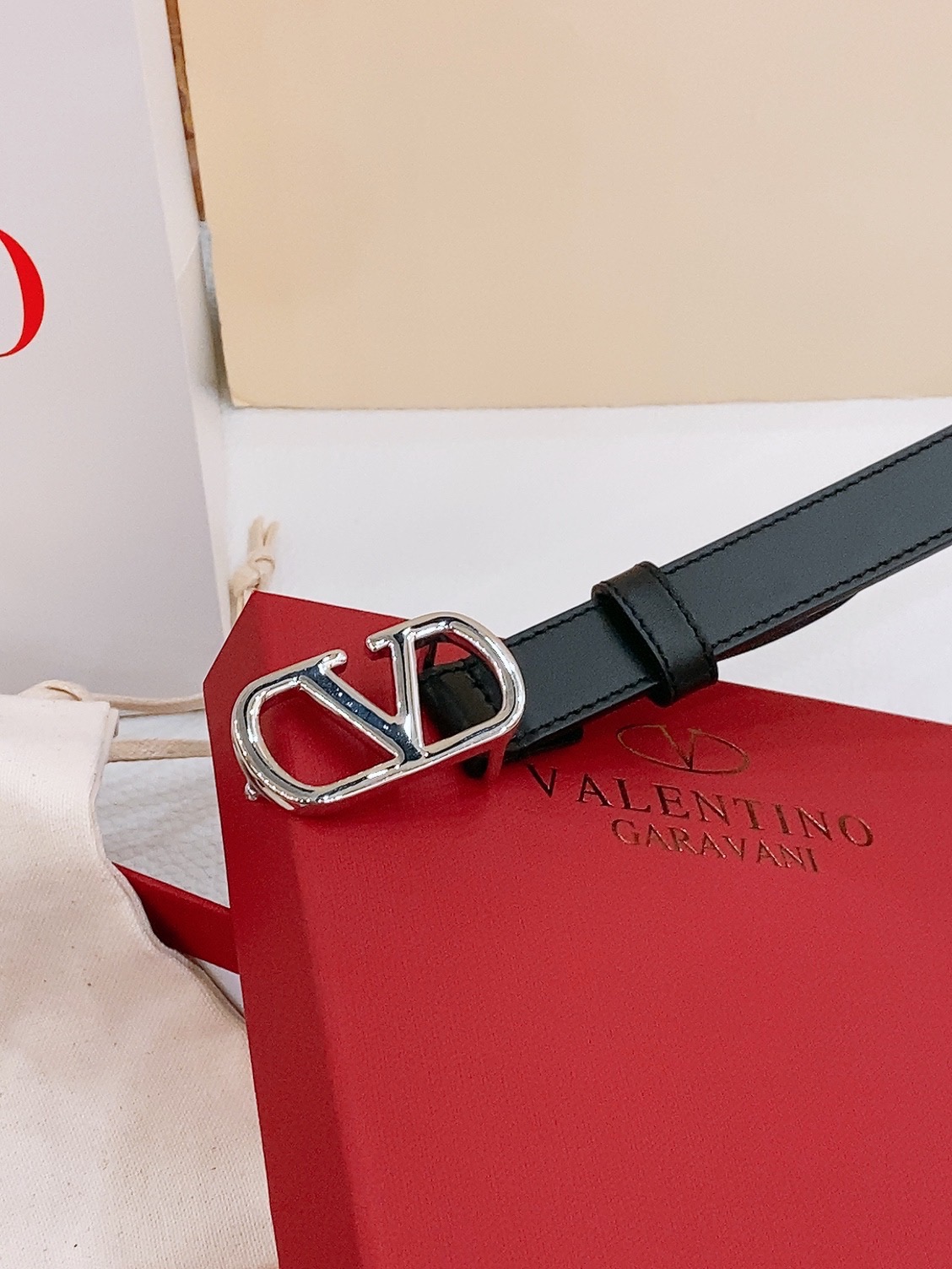 V*alentino Belts Top Quality