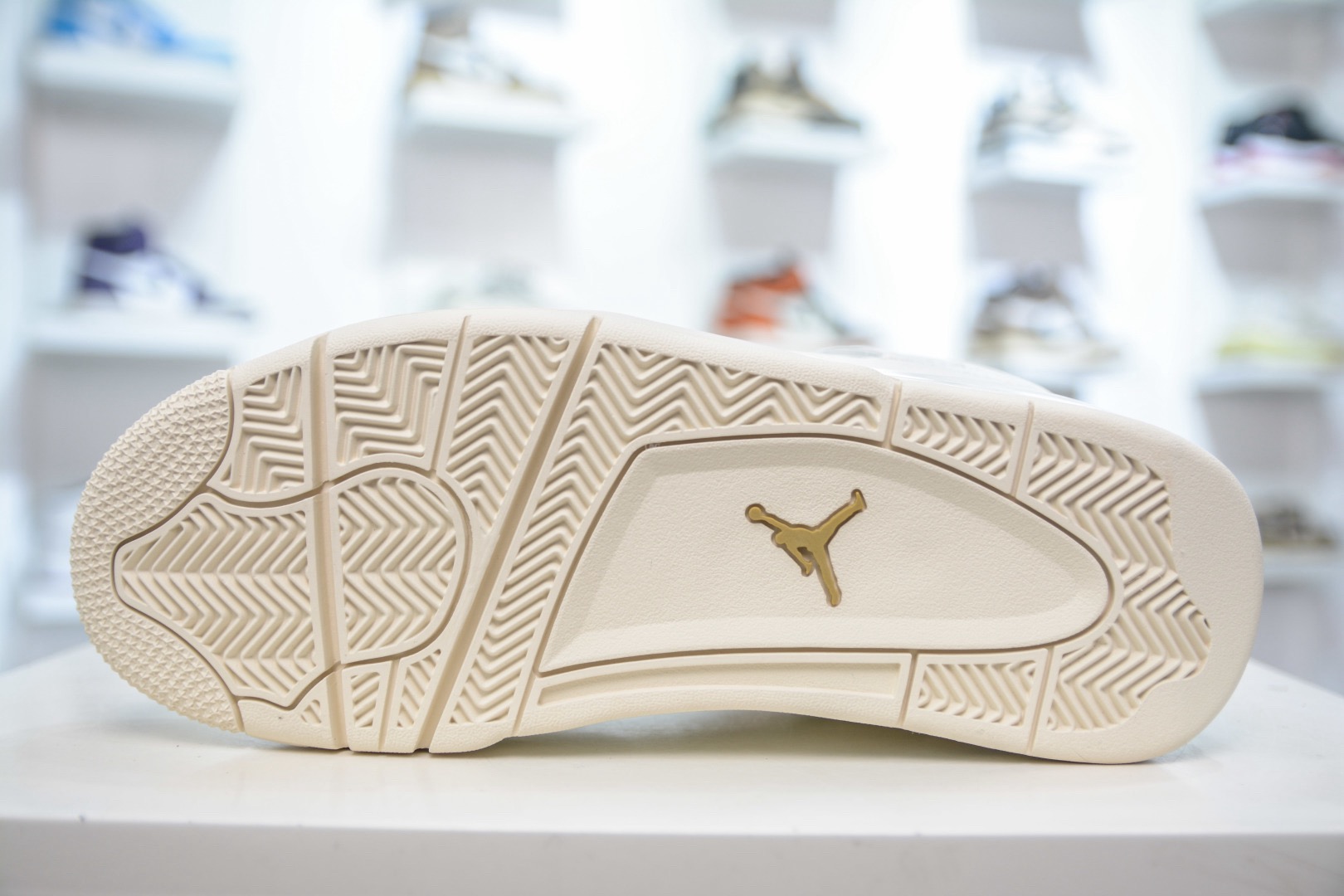 Air Jordan 4 AJ4 sneaker