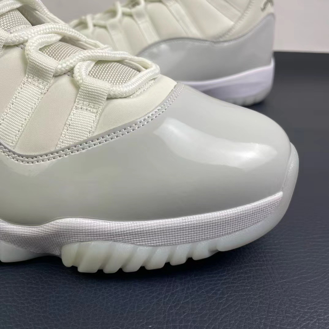 NIKE Air Jordan 11（）