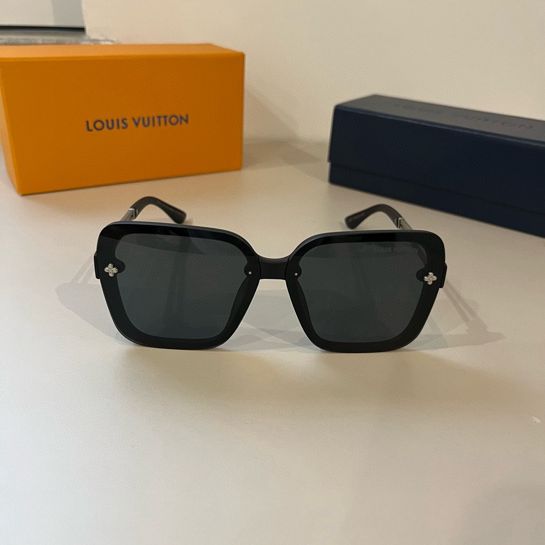 L*ouis V*uitton Glasses