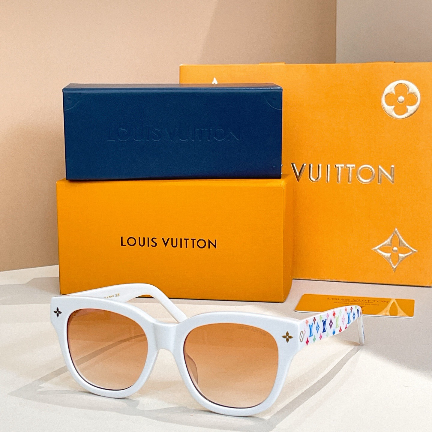 L*ouis V*uitton Glasses