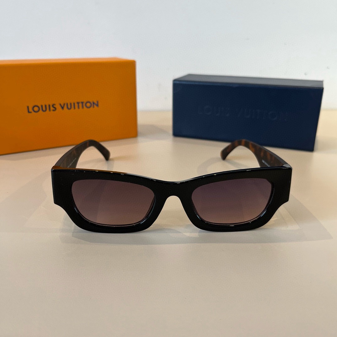 L*ouis V*uitton Glasses