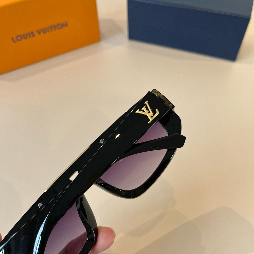 L*ouis V*uitton Glasses