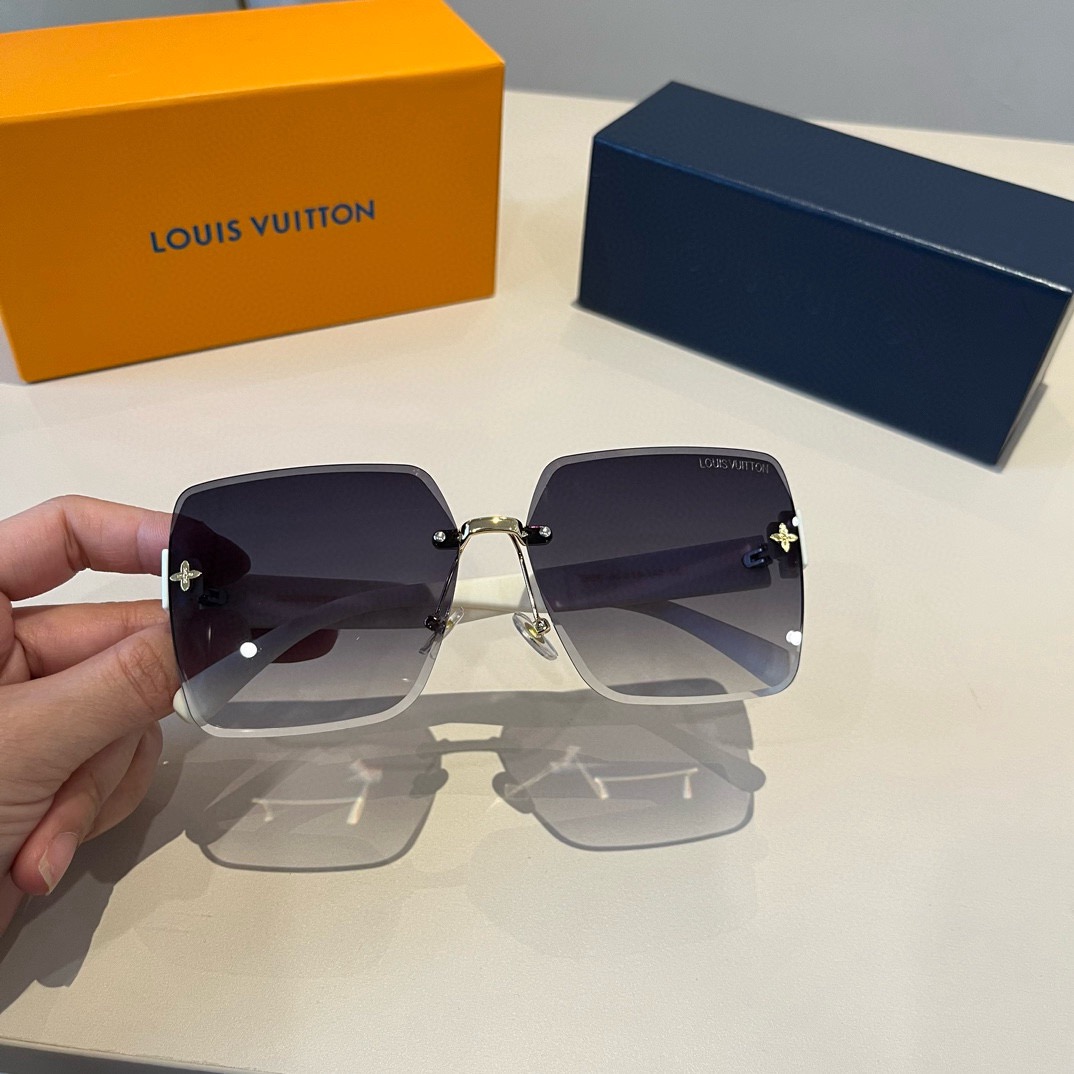 L*ouis V*uitton Glasses