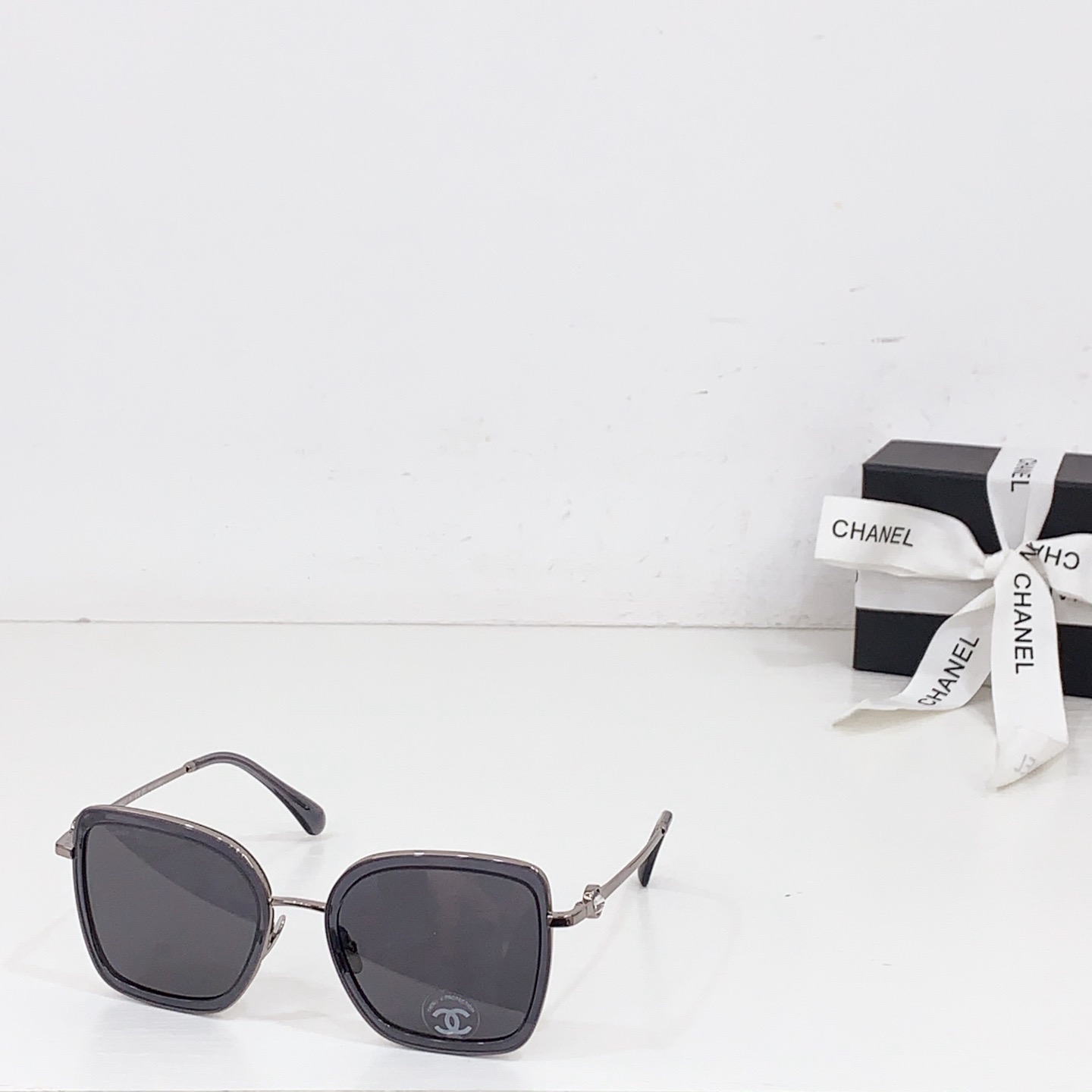 Top Quality C*hanel Glasses