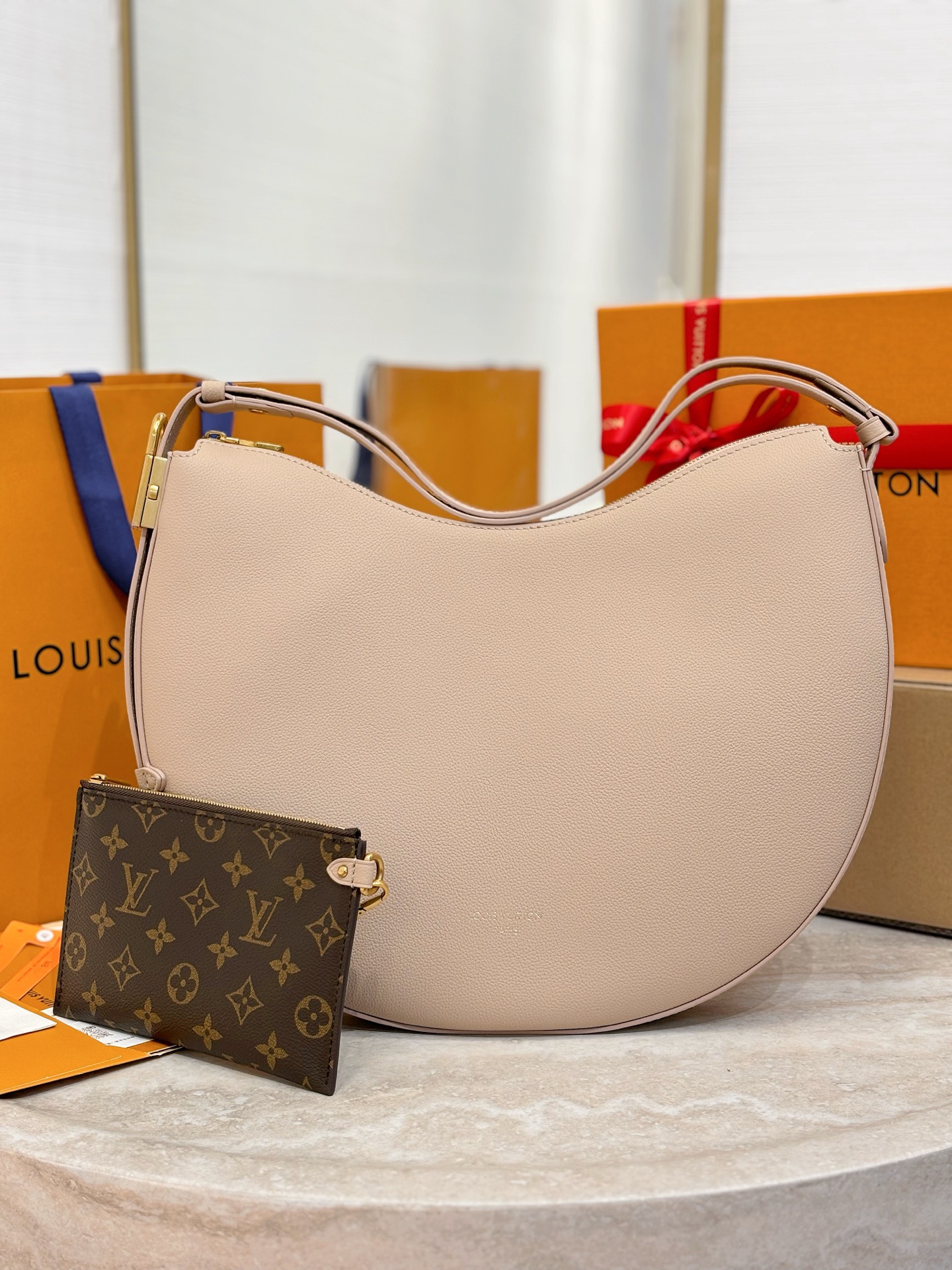 L*ouis V*uitton Top Bag