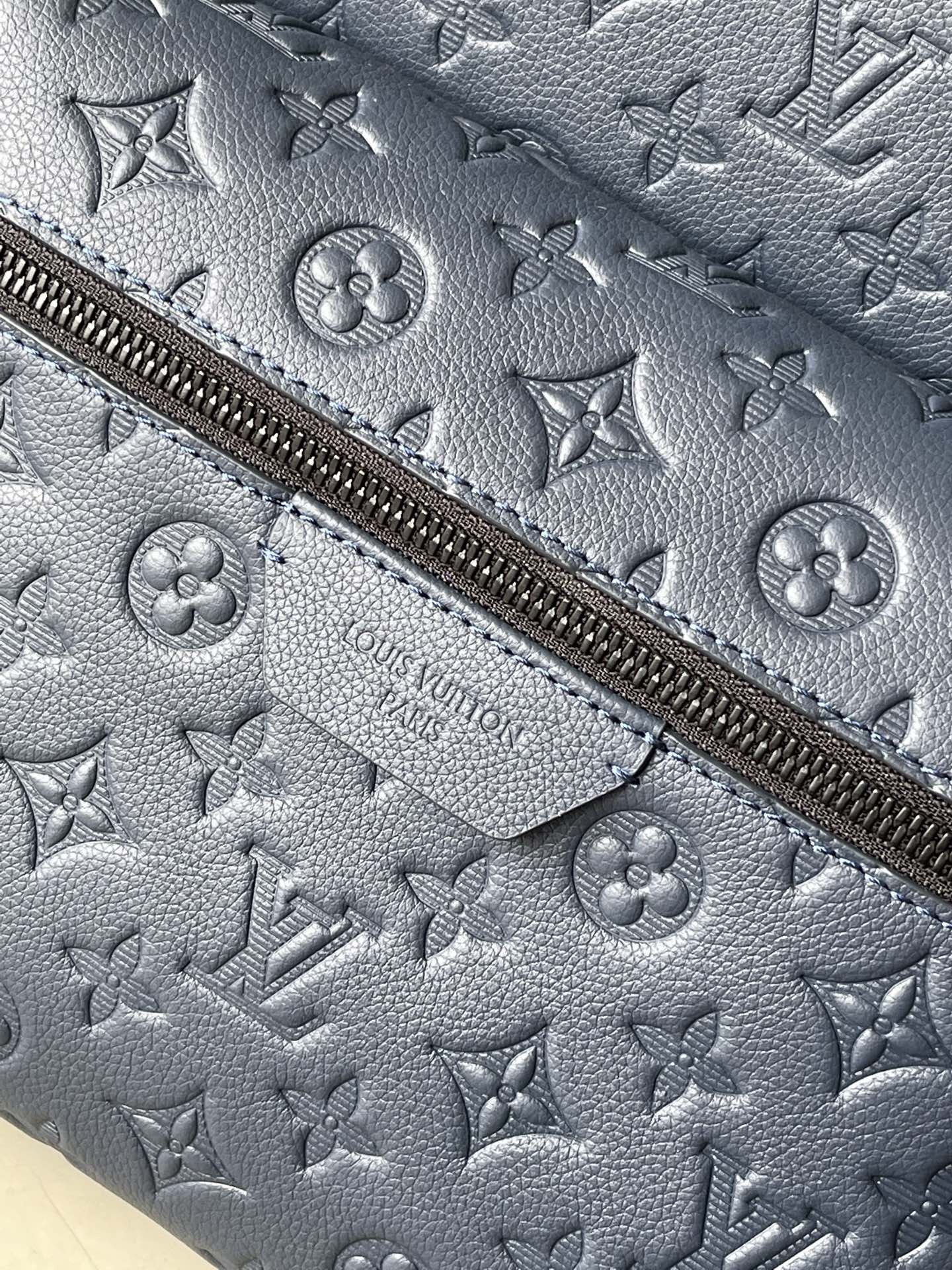 L*ouis V*uitton Top Bag