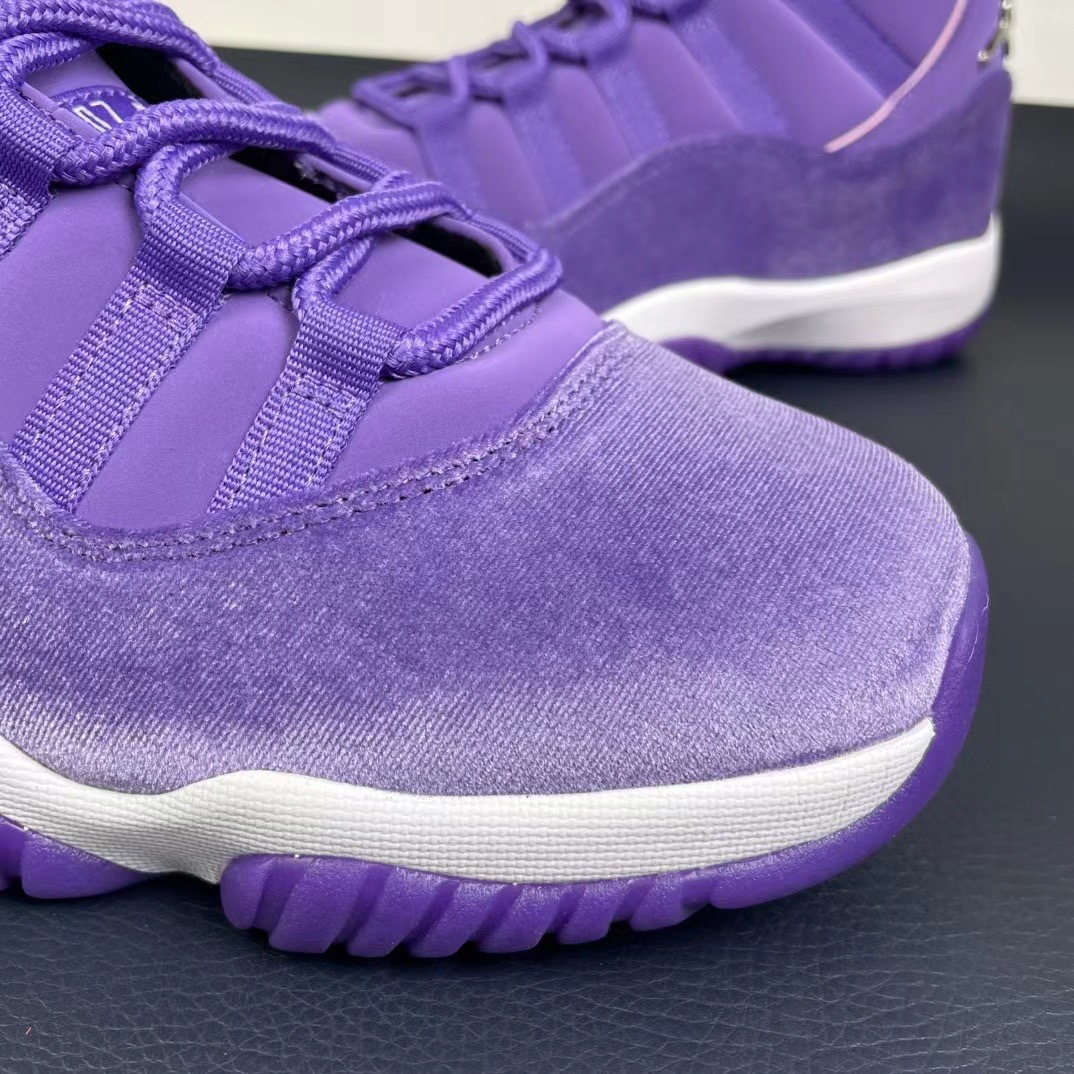 NIKE Air Jordan 11（）