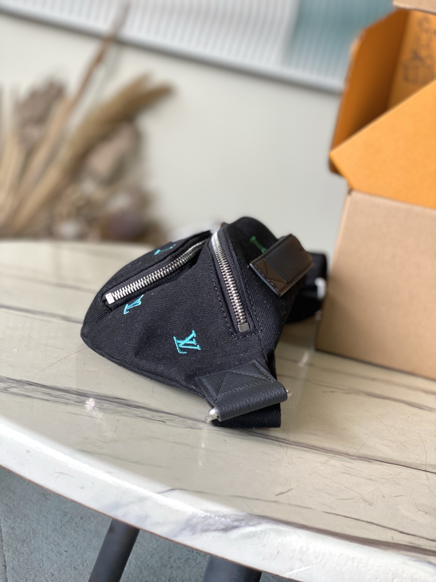 L*ouis V*uitton Top Bag