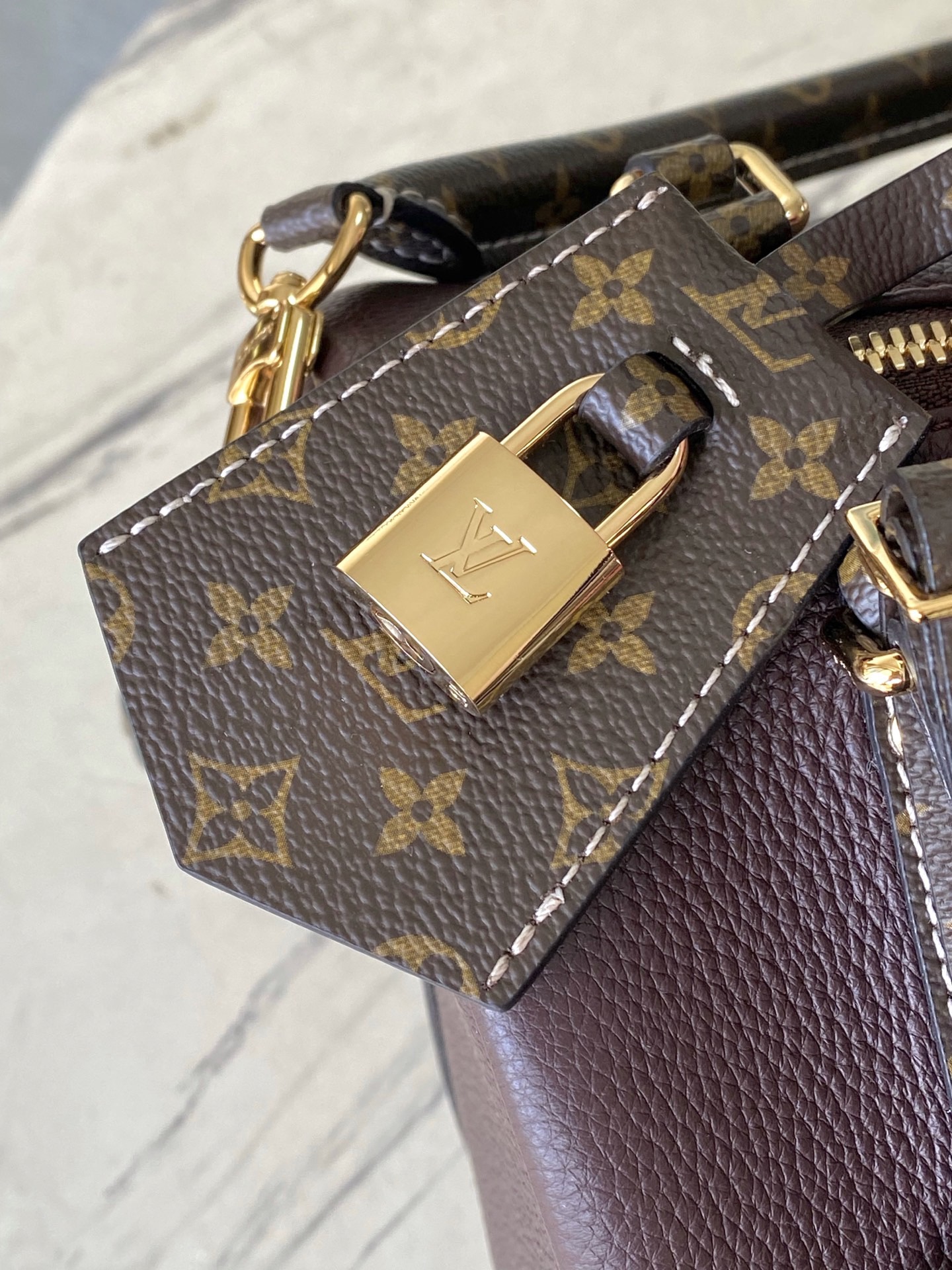 L*ouis V*uitton Top Bag