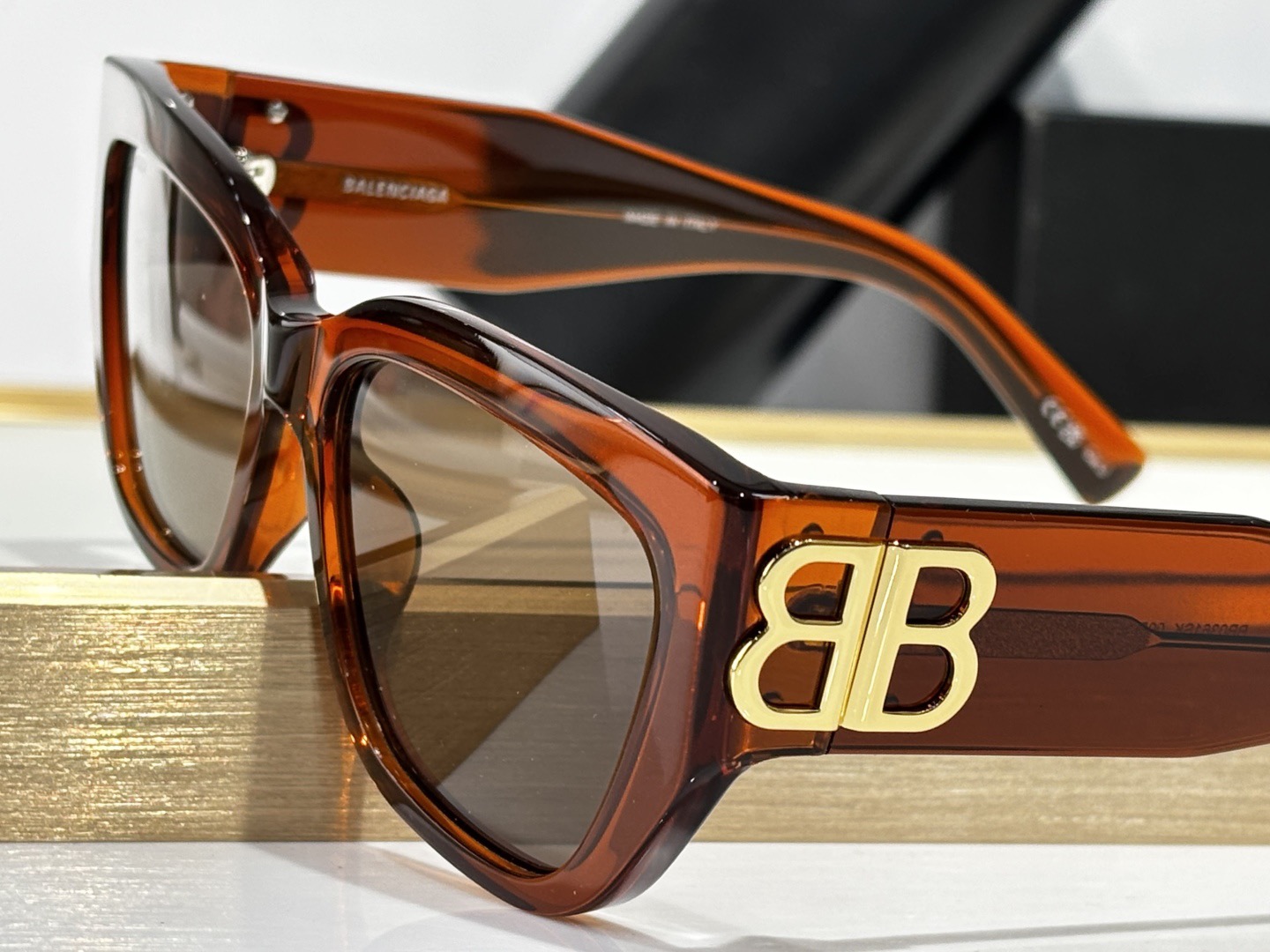 Top Quality B*alenciaga Glasses