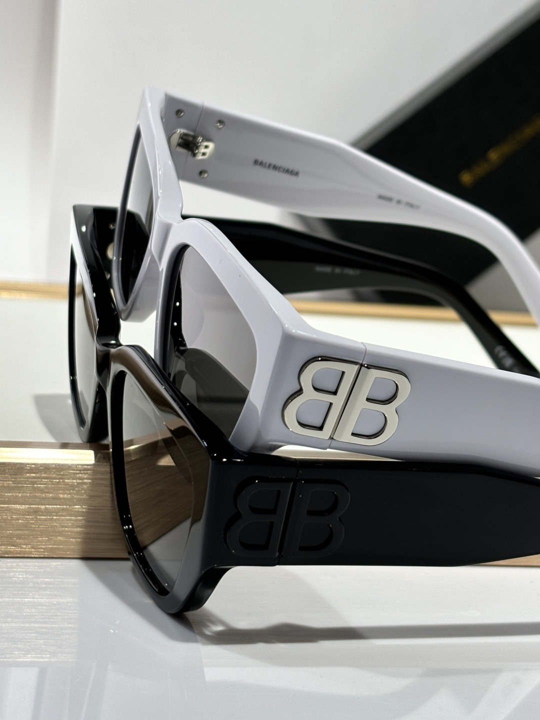 Top Quality B*alenciaga Glasses