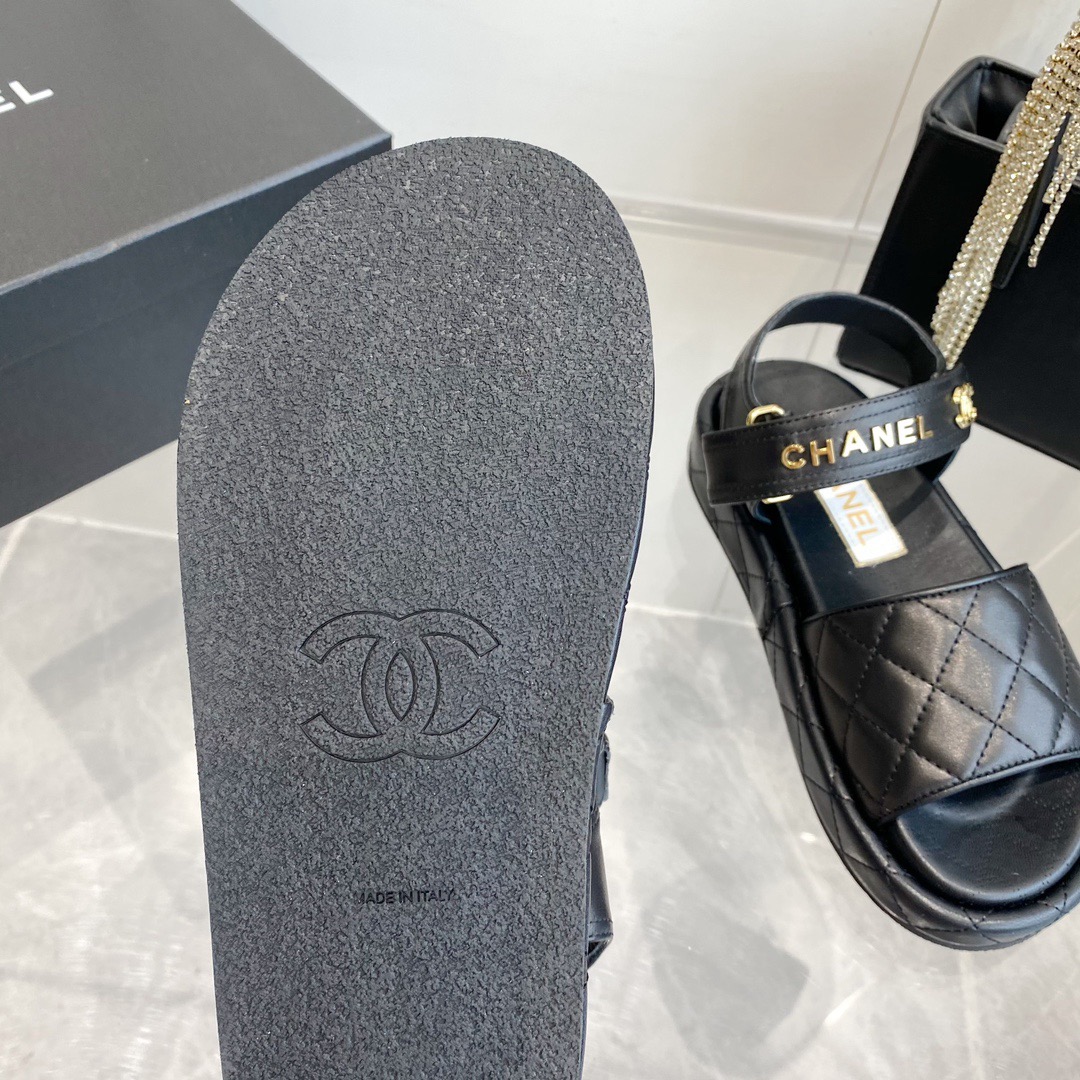 Women Top Quality C*hanel shoes