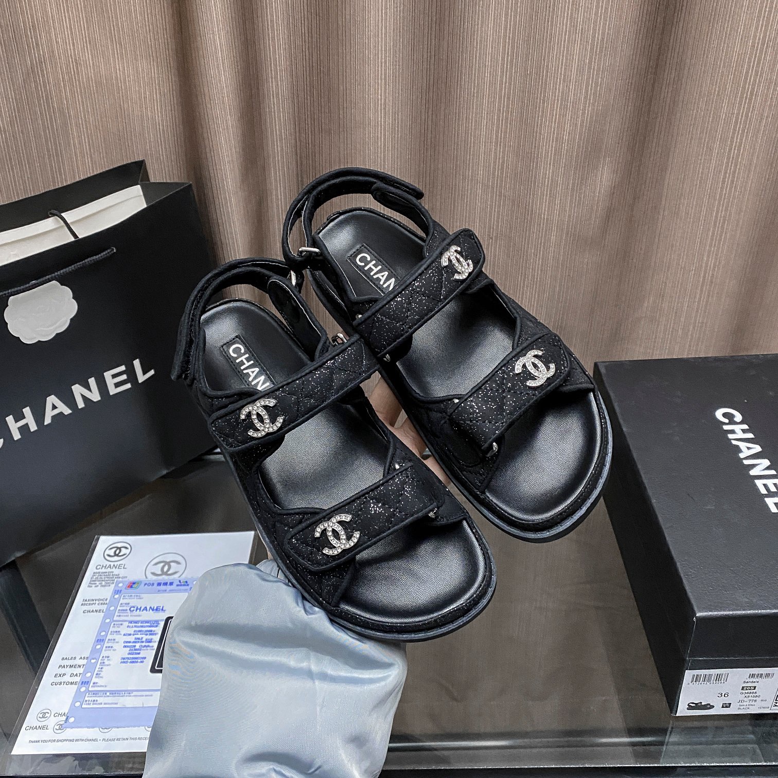 Women Top Quality C*hanel shoes