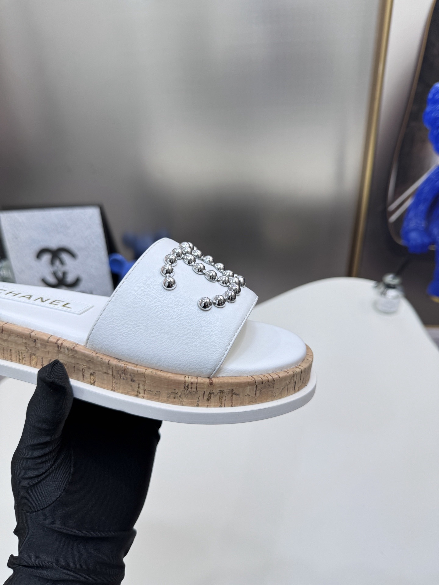 Women Top Quality C*hanel shoes