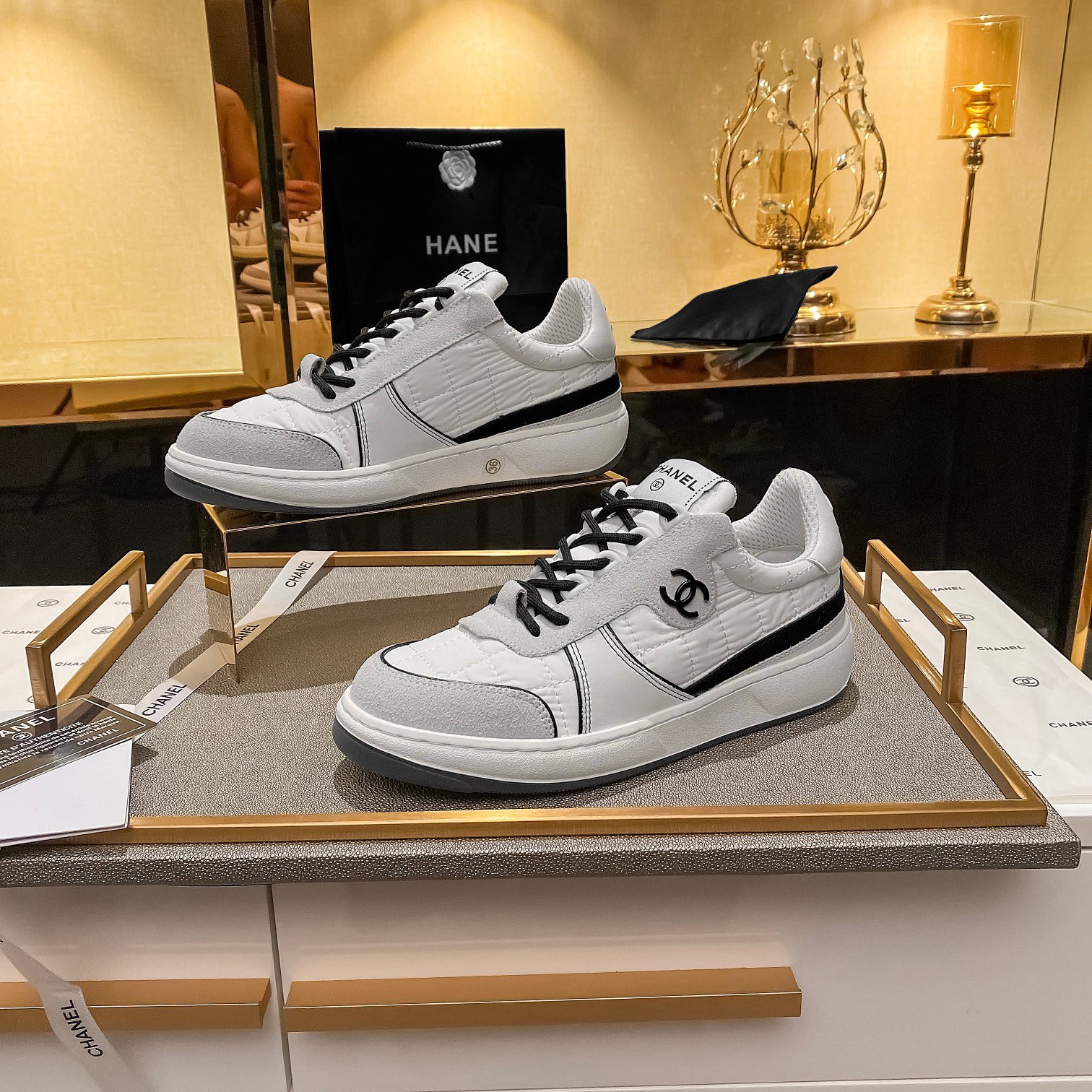 Women Top Quality C*hanel shoes