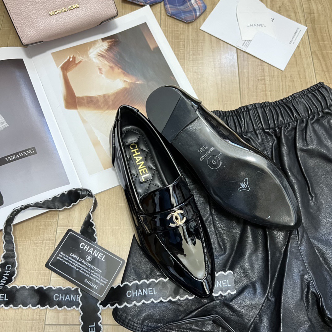 Women Top Quality C*hanel shoes