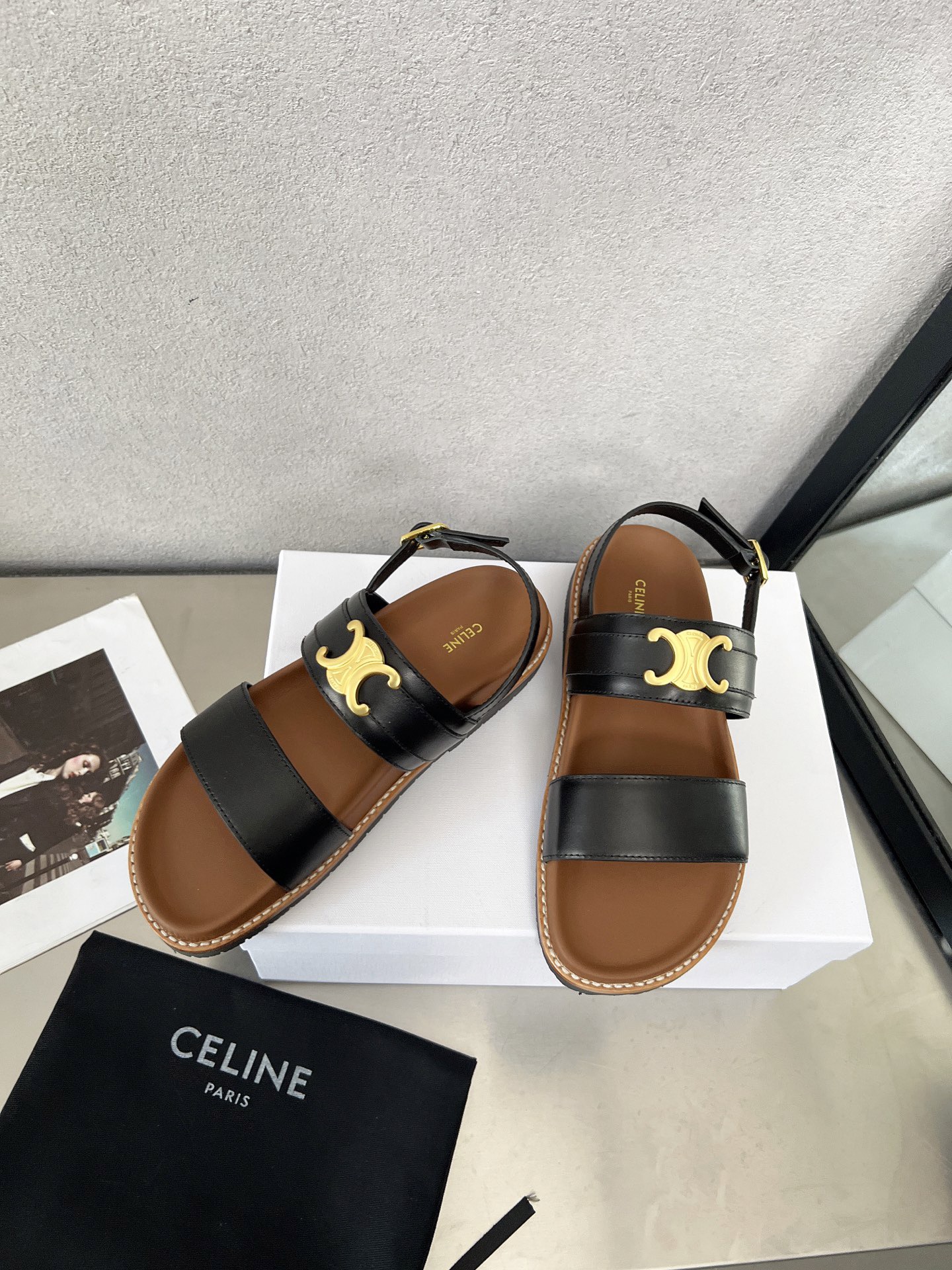Women Top Quality C*eline shoes
