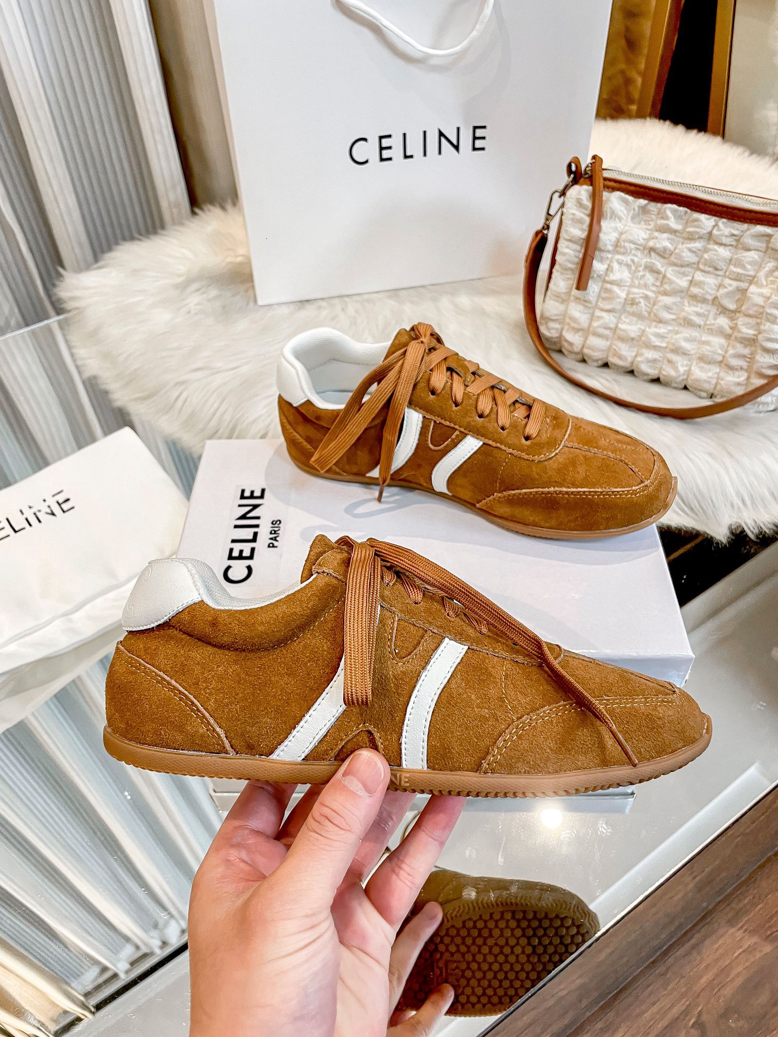 Women Top Quality C*eline shoes