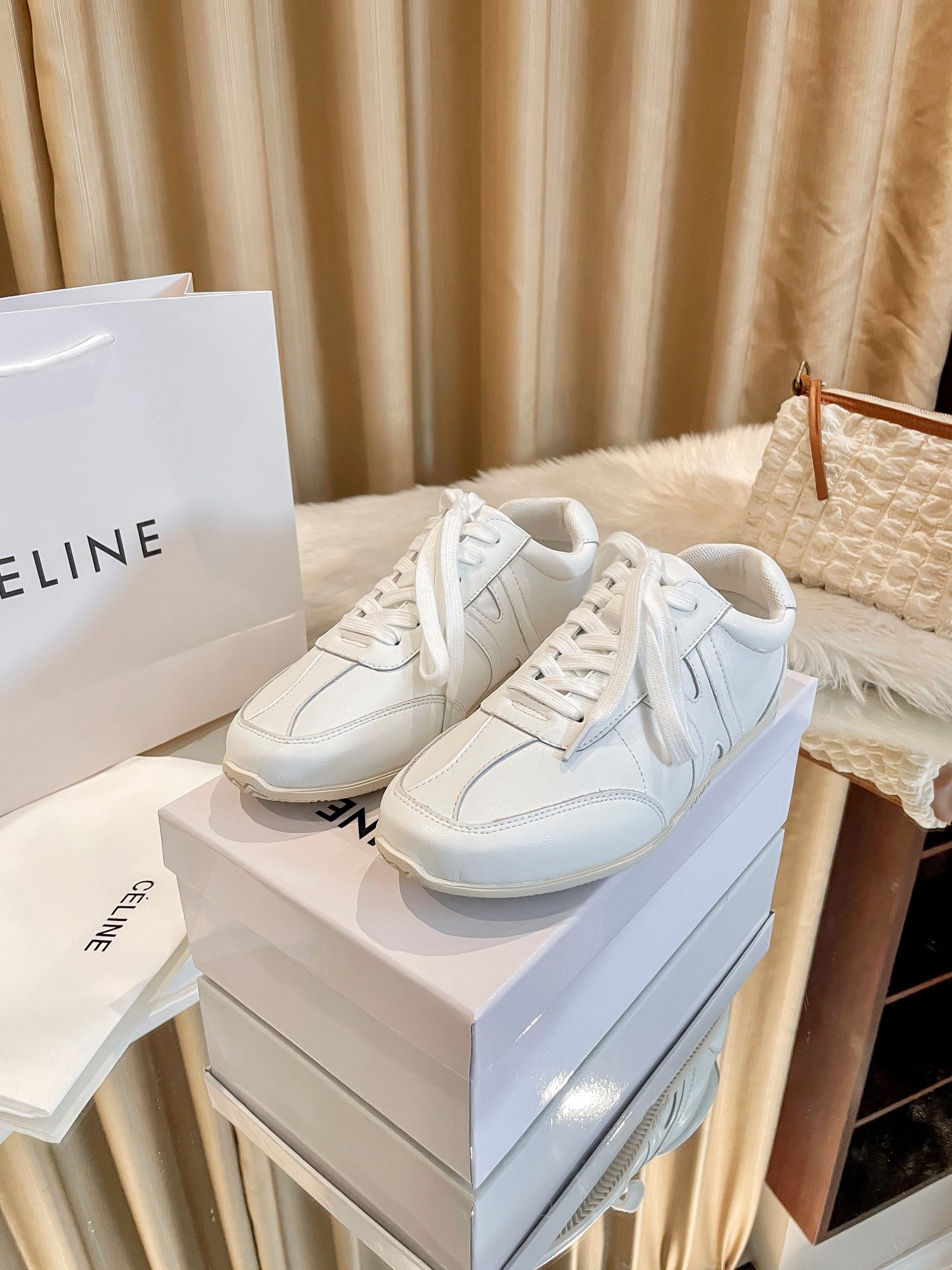 Women Top Quality C*eline shoes