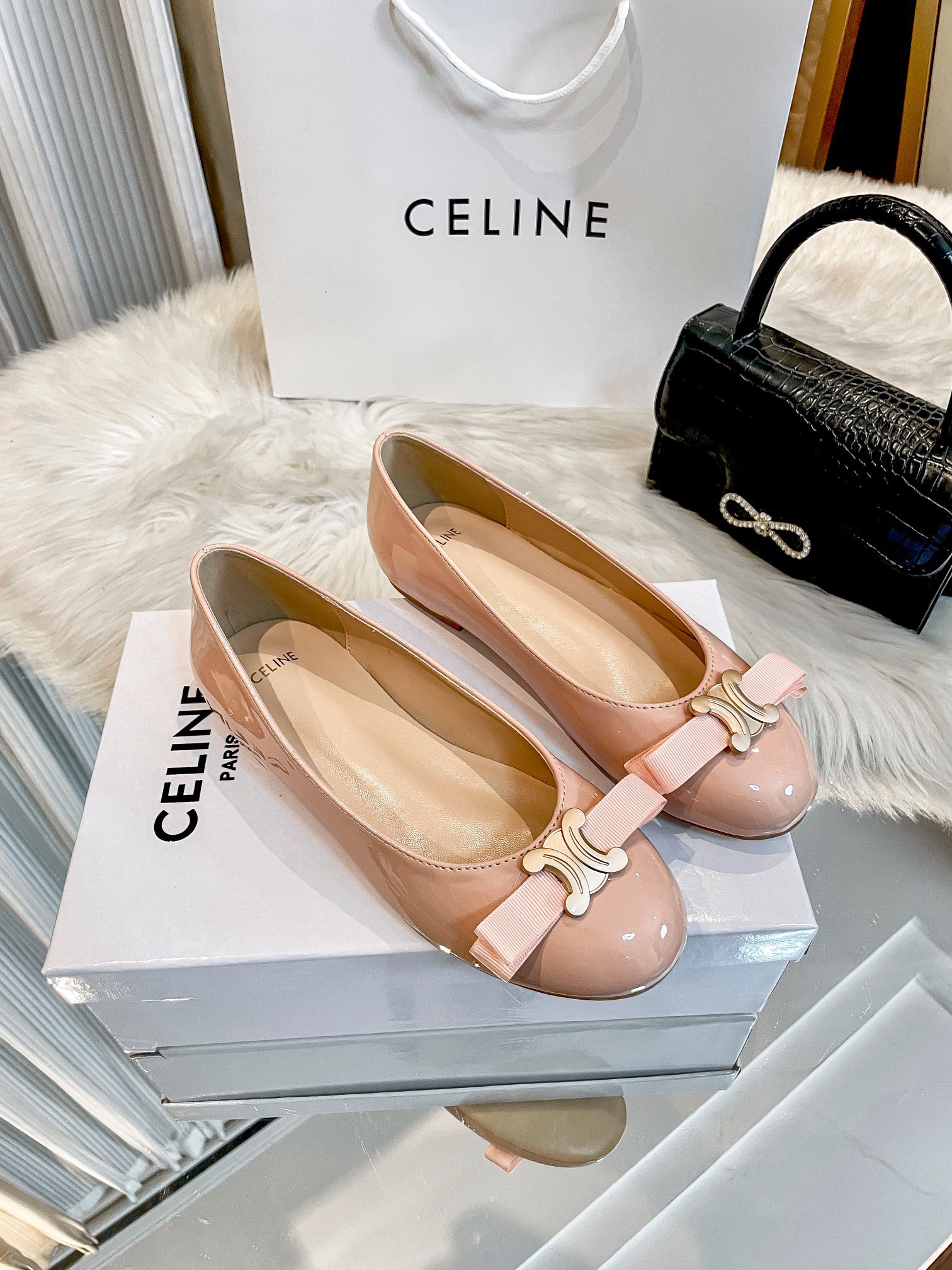 Women Top Quality C*eline shoes