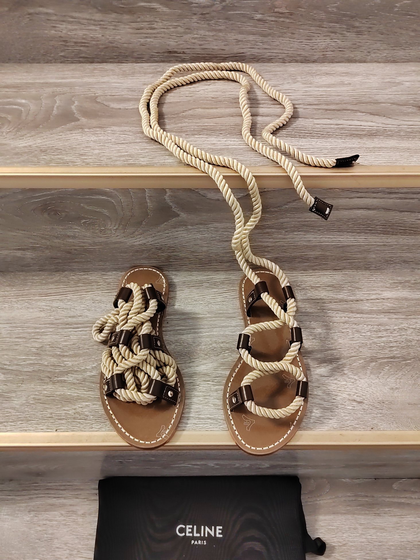 Women Top Quality C*eline shoes