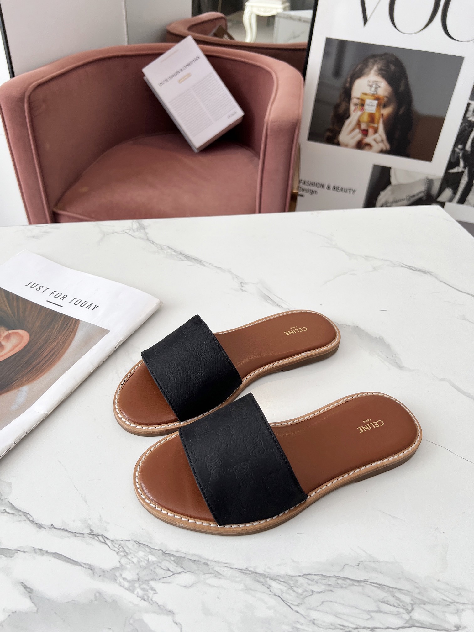 Women Top Quality C*eline shoes