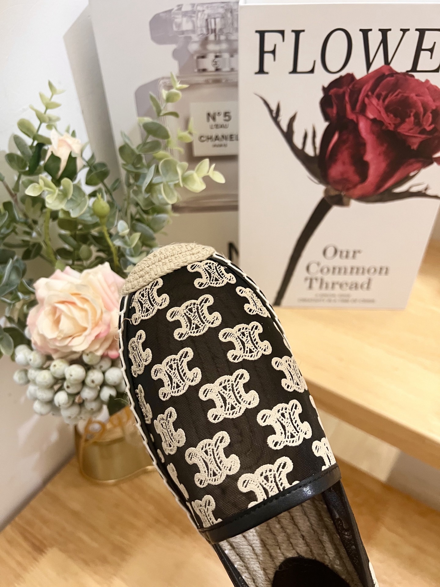 Women Top Quality C*eline shoes