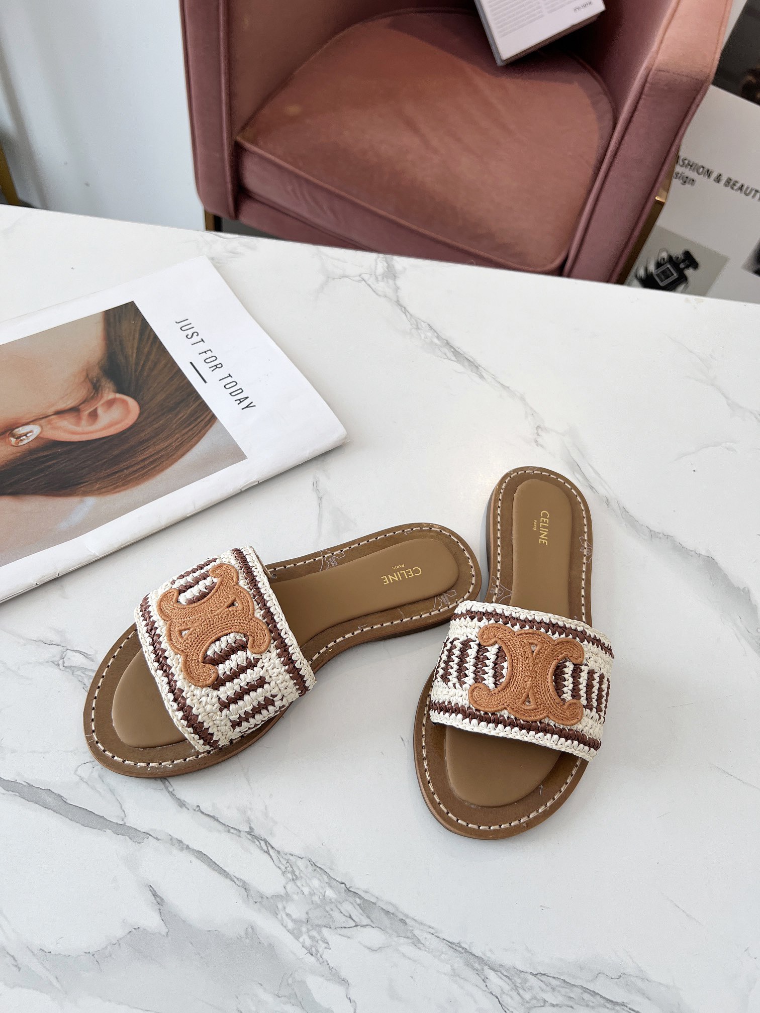 Women Top Quality C*eline shoes