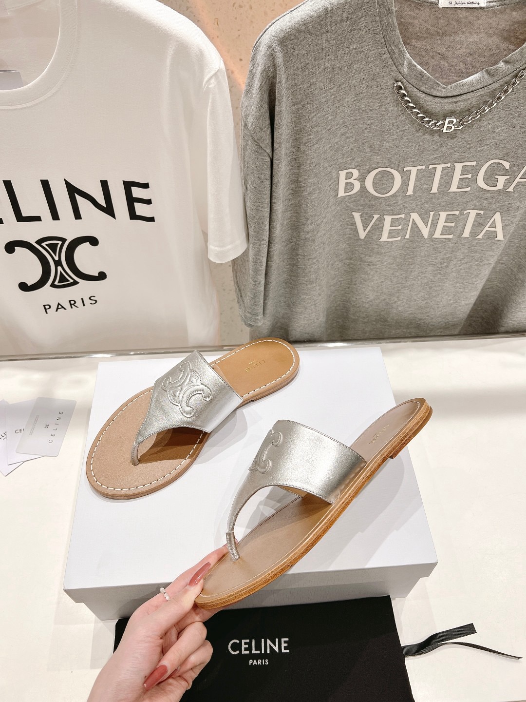 Women Top Quality C*eline shoes