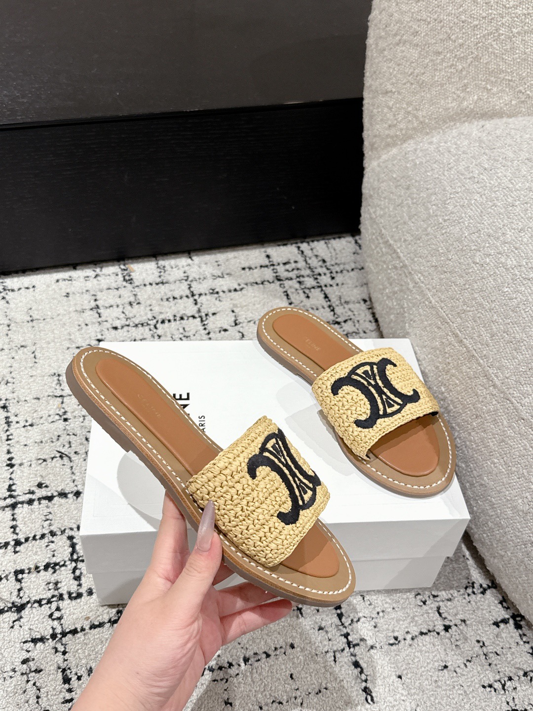 Women Top Quality C*eline shoes