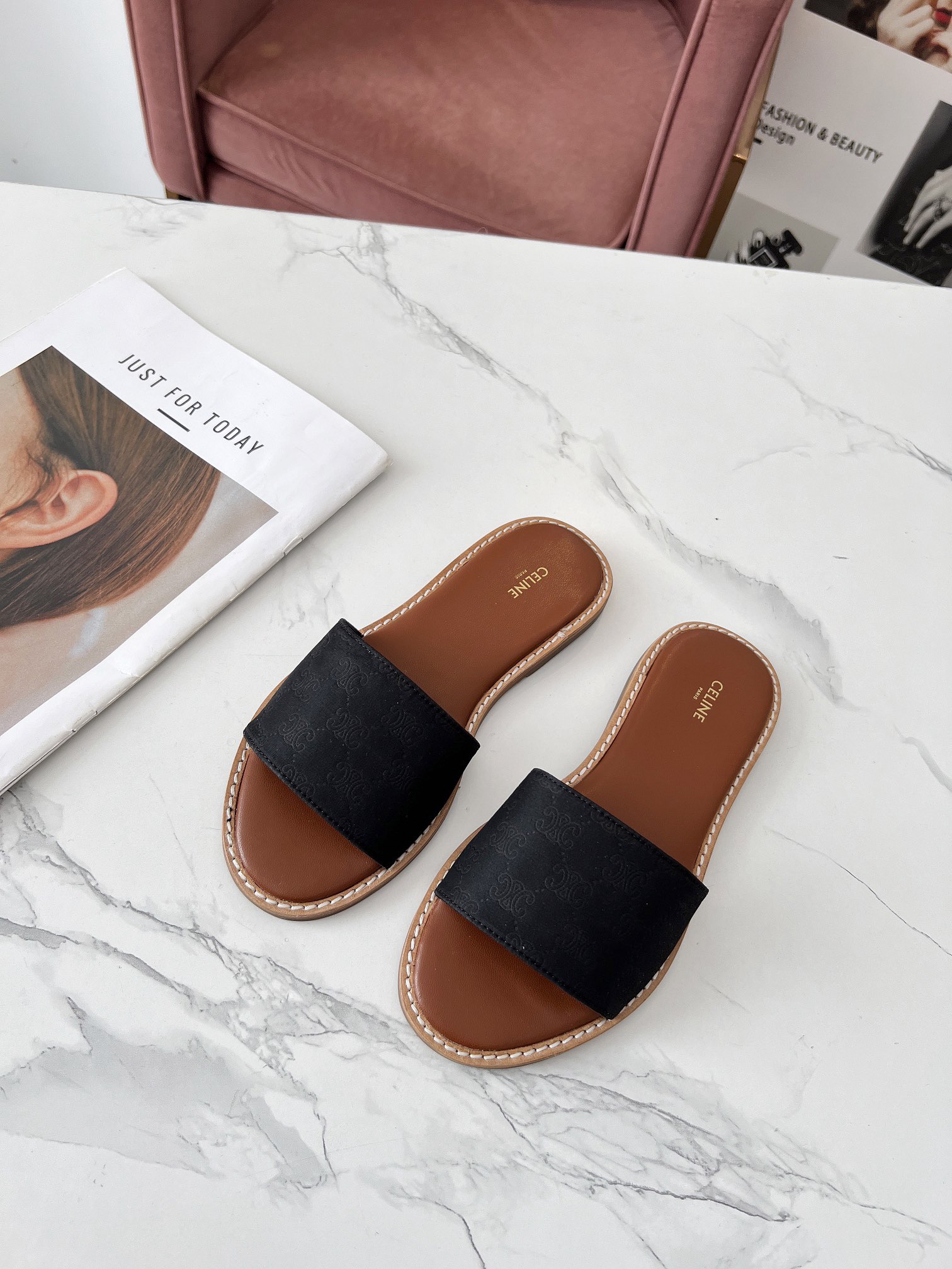 Women Top Quality C*eline shoes